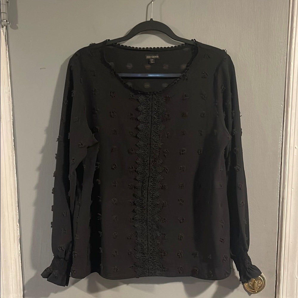 Coco + Carmen Women’s Samara Long Sleeve Swiss Dot Top Black S/M